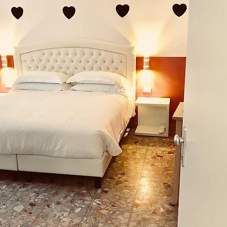 Dolce Verona Suites מראה חיצוני תמונה